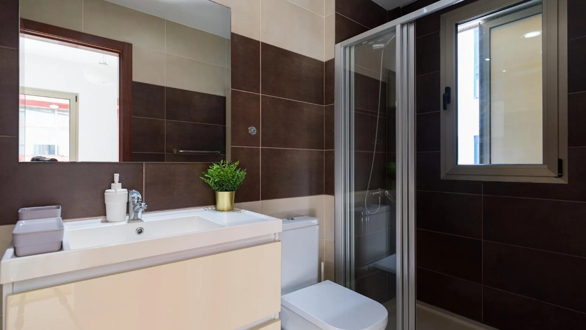 Group Stay In Las Palmas Center 0*, Las Palmas / Gran Canaria